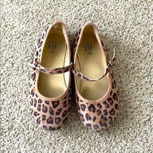 Leopard print Mary jane’s